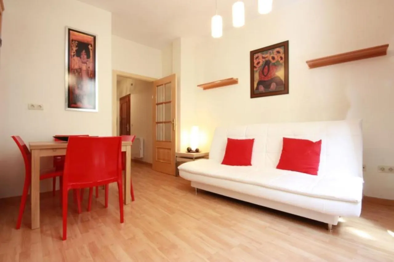 Holiday Granada Plaza Nueva Apartment